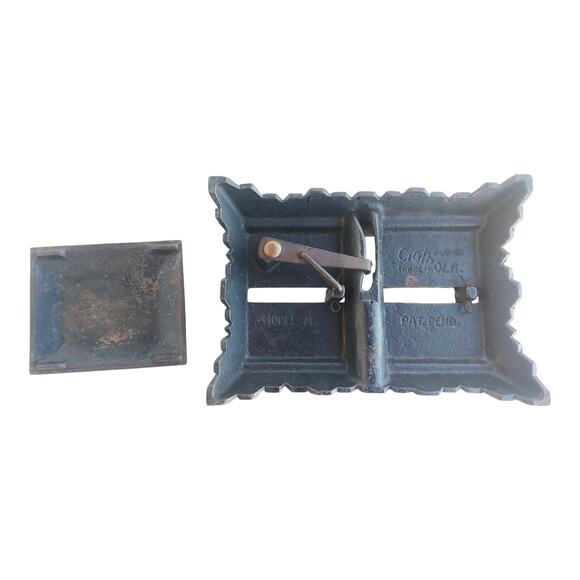 Antique Cast Iron Cigarola Model A Cigarette Dispenser - Picture 6 of 6